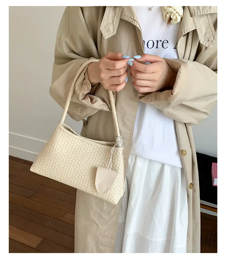 Retro Brown Textured Crossbody Bag for Women — feature 9