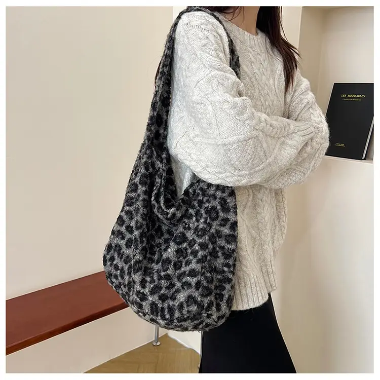 Korean Style Furry Leopard Print Wool Shoulder Bag — feature 14