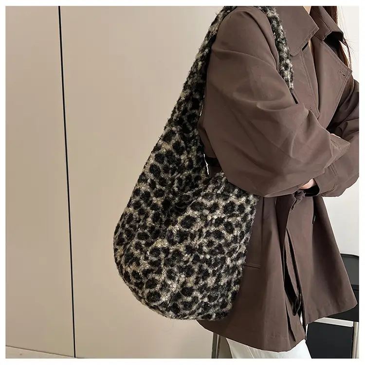 Korean Style Furry Leopard Print Wool Shoulder Bag — feature 15
