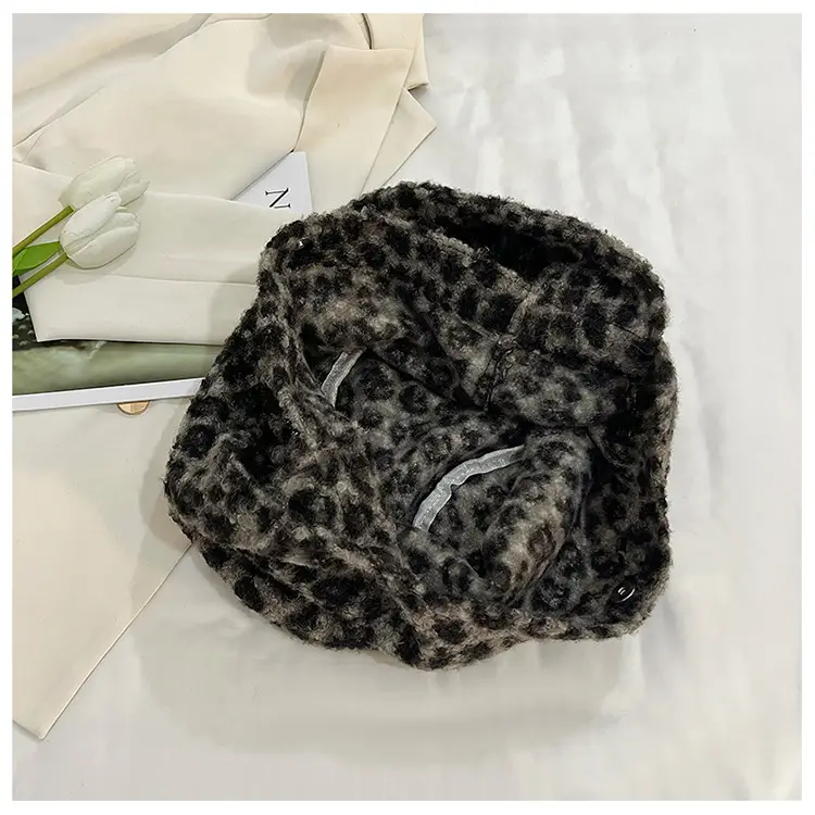 Korean Style Furry Leopard Print Wool Shoulder Bag — feature 9