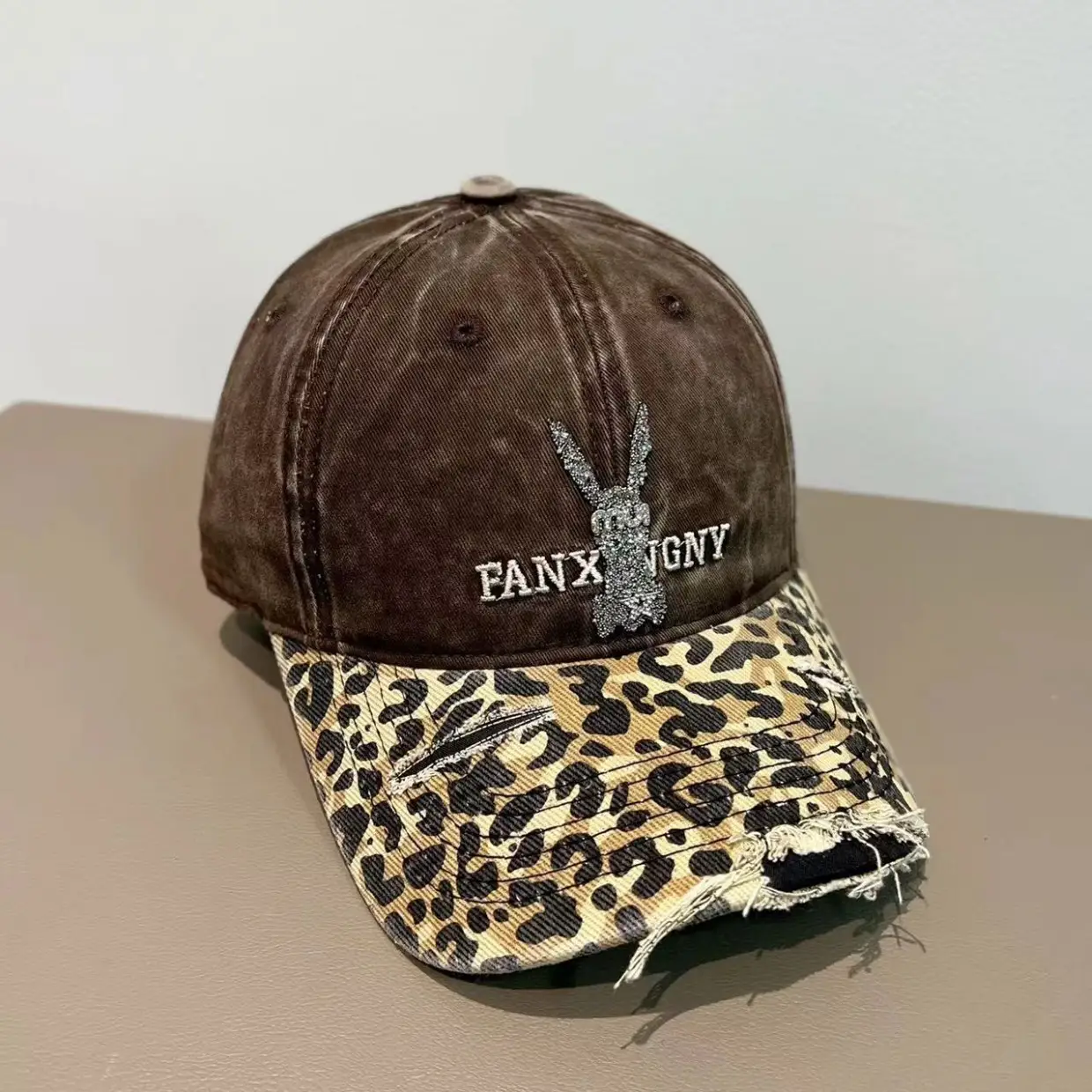 2025 Retro Leopard Print Sweet Cool Rhinestone Letter Duckbill Cap for Women — feature 2