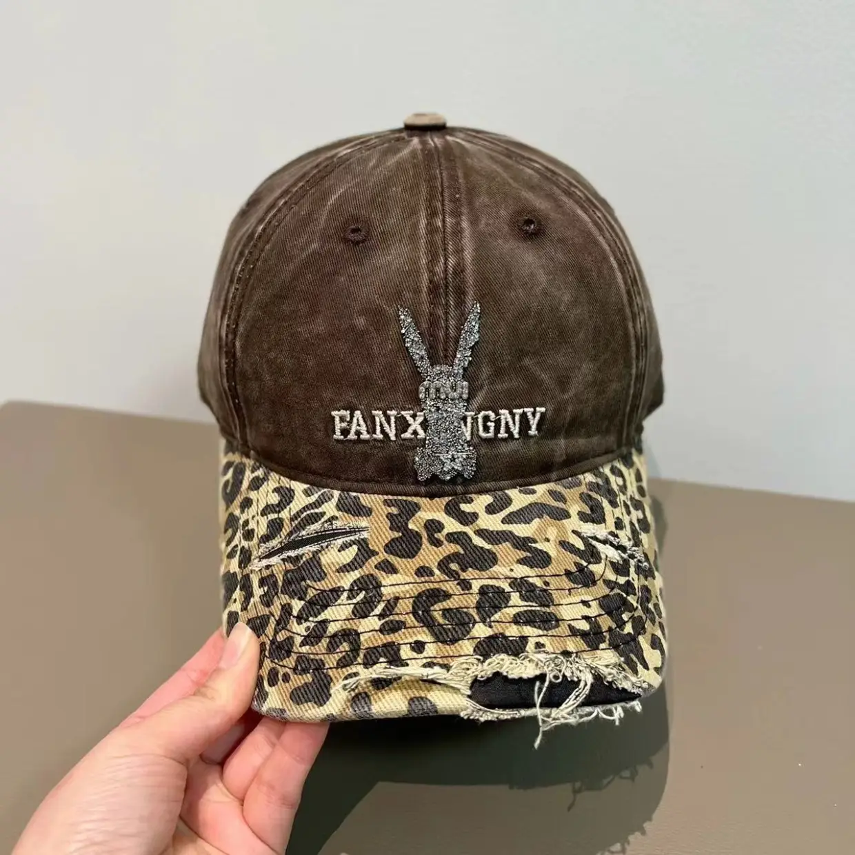 2025 Retro Leopard Print Sweet Cool Rhinestone Letter Duckbill Cap for Women — feature 5