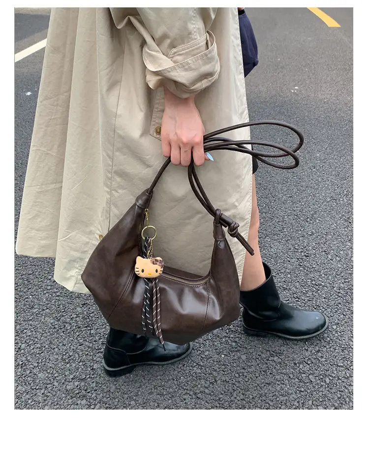 Brown Leather Shoulder Bag for Women 2025 — feature 11