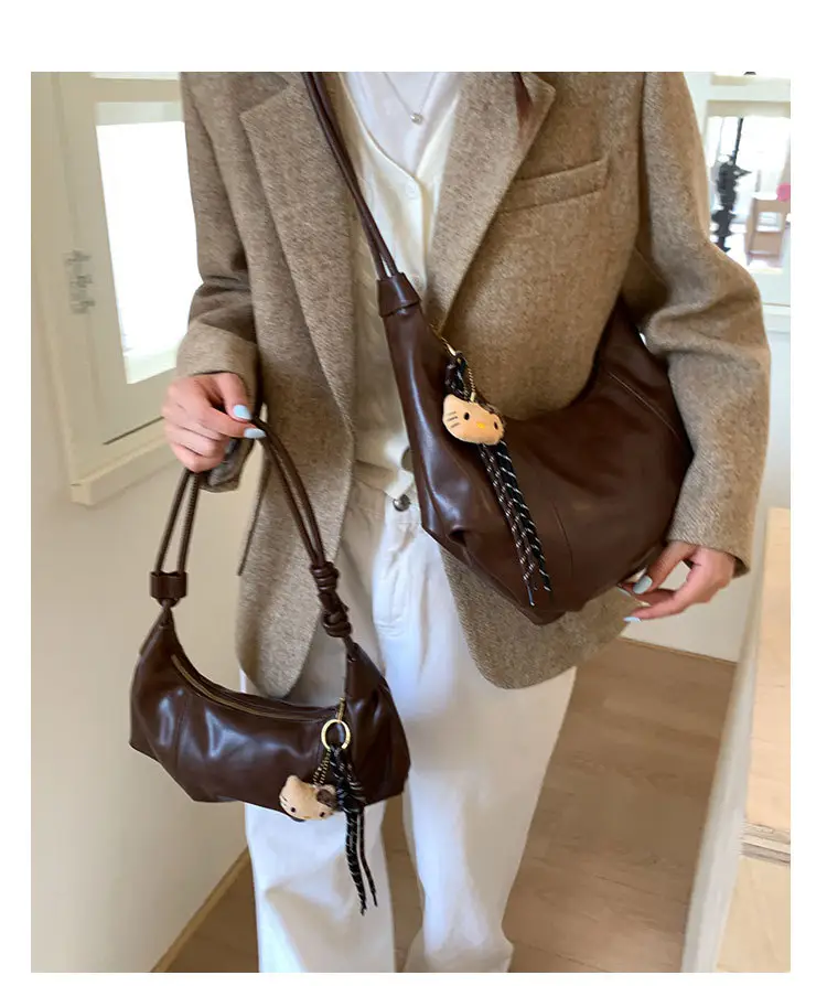 Brown Leather Shoulder Bag for Women 2025 — feature 21