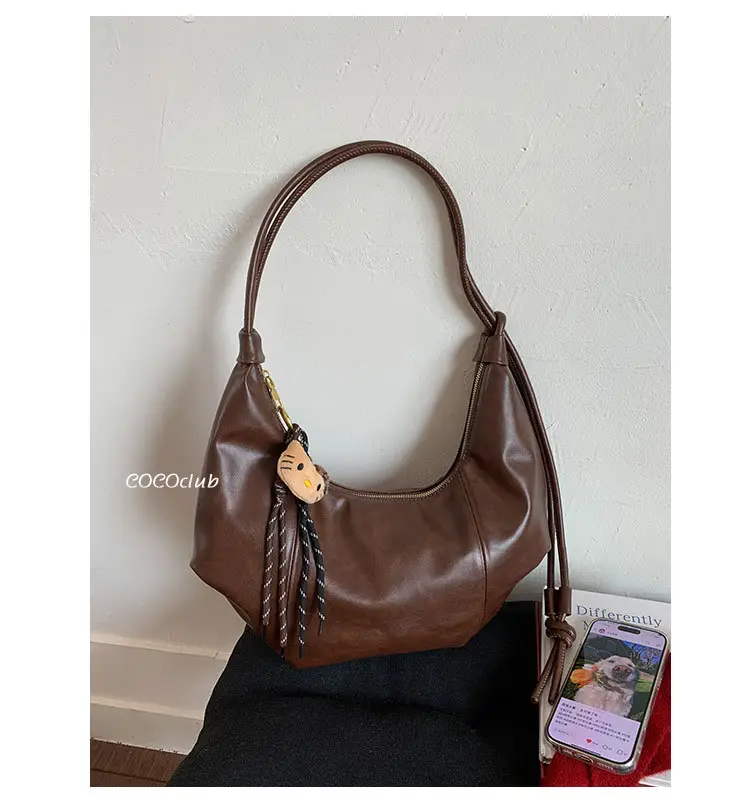 Brown Leather Shoulder Bag for Women 2025 — feature 7
