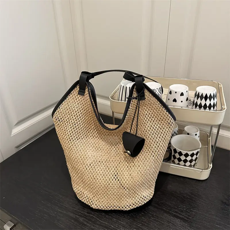 Women Woven Shoulder Bag 2025 Summer Niche Design - Image 3
