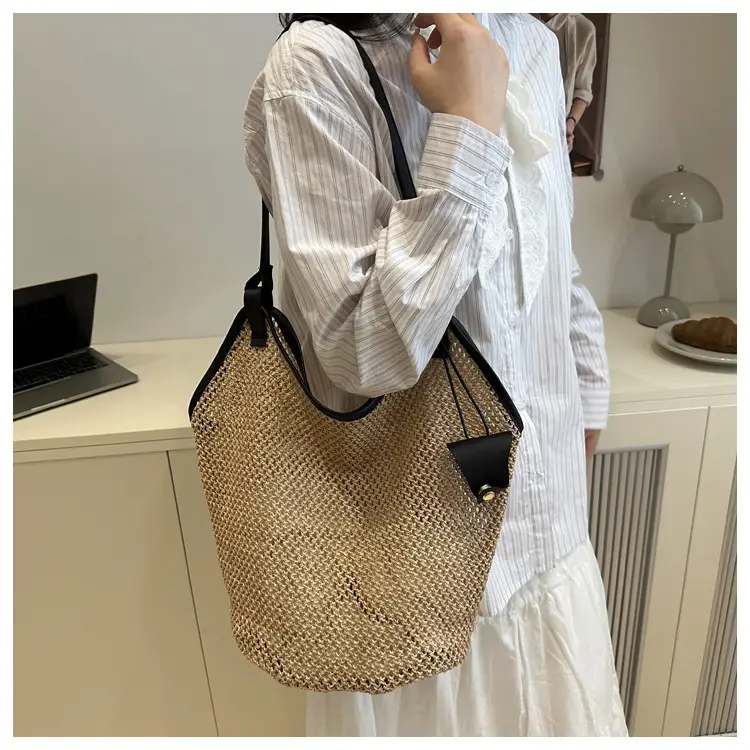 Women Woven Shoulder Bag 2025 Summer Niche Design — feature 10