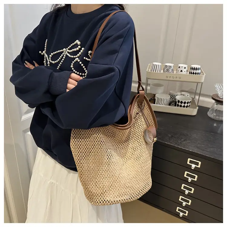 Women Woven Shoulder Bag 2025 Summer Niche Design — feature 15