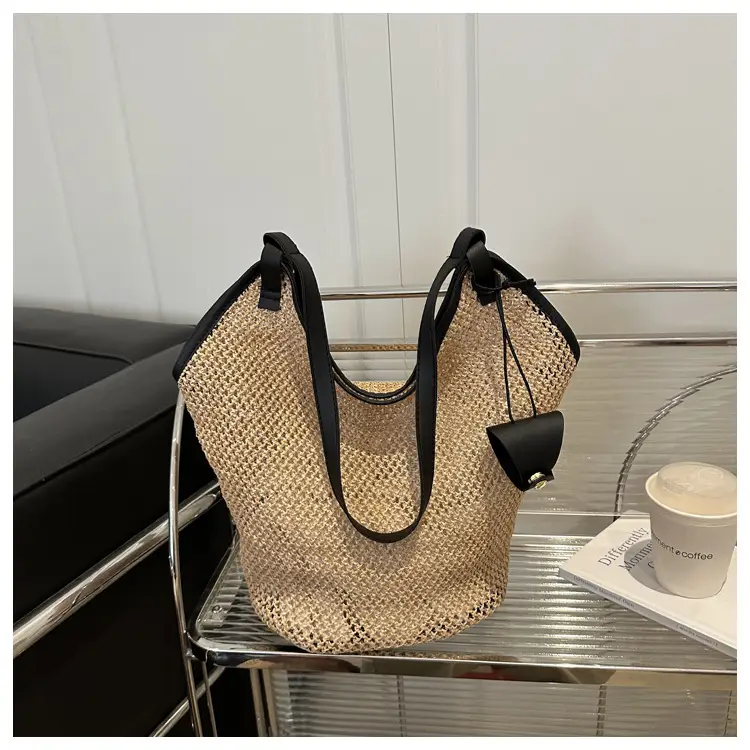 Women Woven Shoulder Bag 2025 Summer Niche Design — feature 23