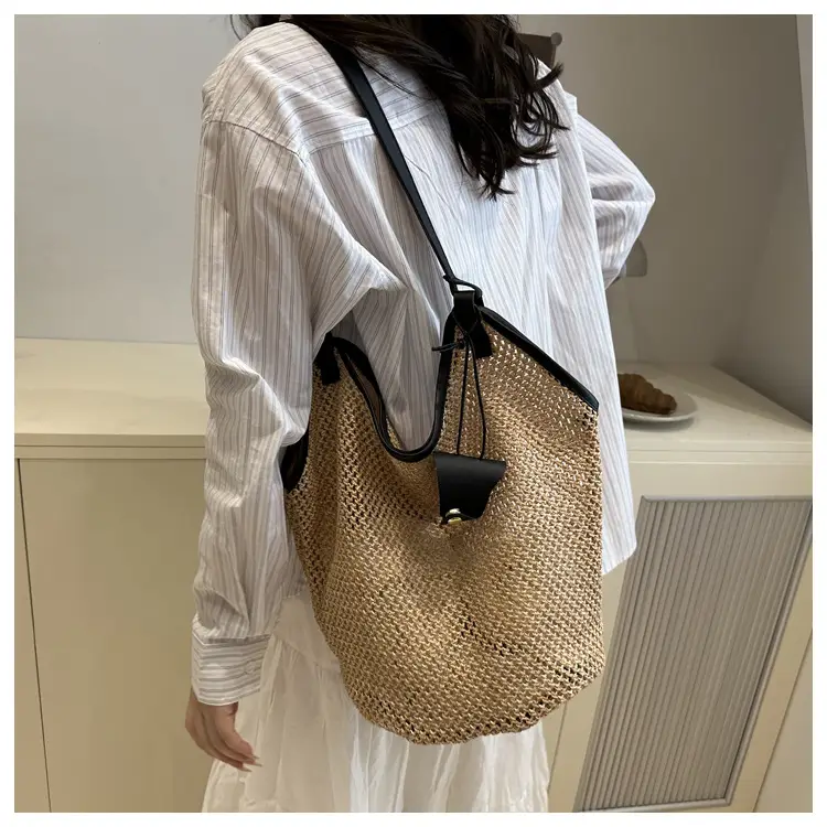 Women Woven Shoulder Bag 2025 Summer Niche Design — feature 9