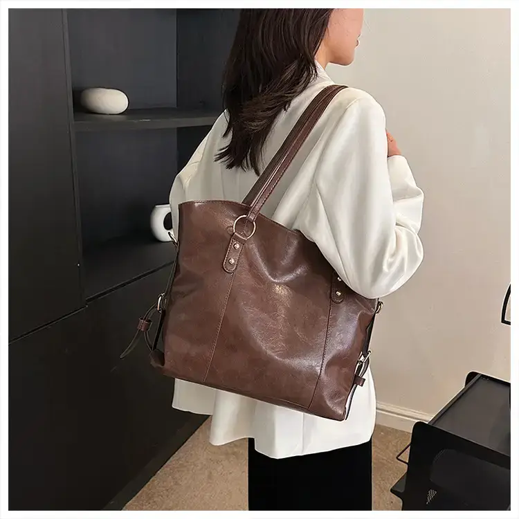 Black Leather Shoulder Bag for Women Large Capacity — feature 25