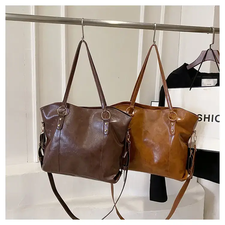 Black Leather Shoulder Bag for Women Large Capacity — feature 43