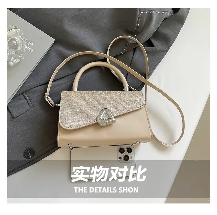 Crossbody Bag Women Bright Star Oblique 2025 — feature 13