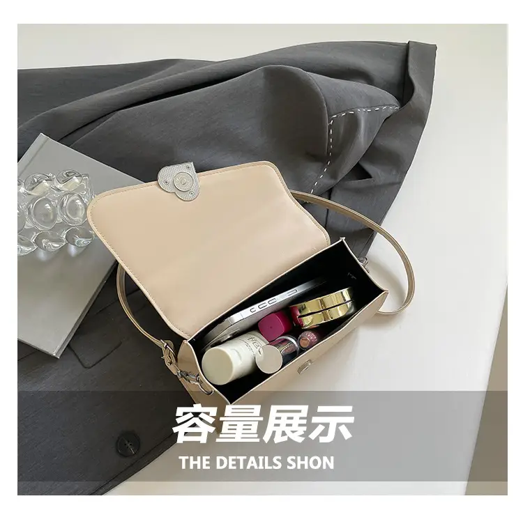 Crossbody Bag Women Bright Star Oblique 2025 — feature 14