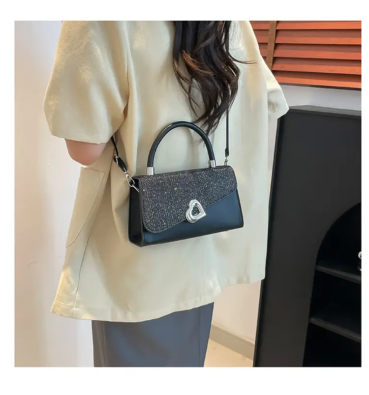 Crossbody Bag Women Bright Star Oblique 2025 — feature 25