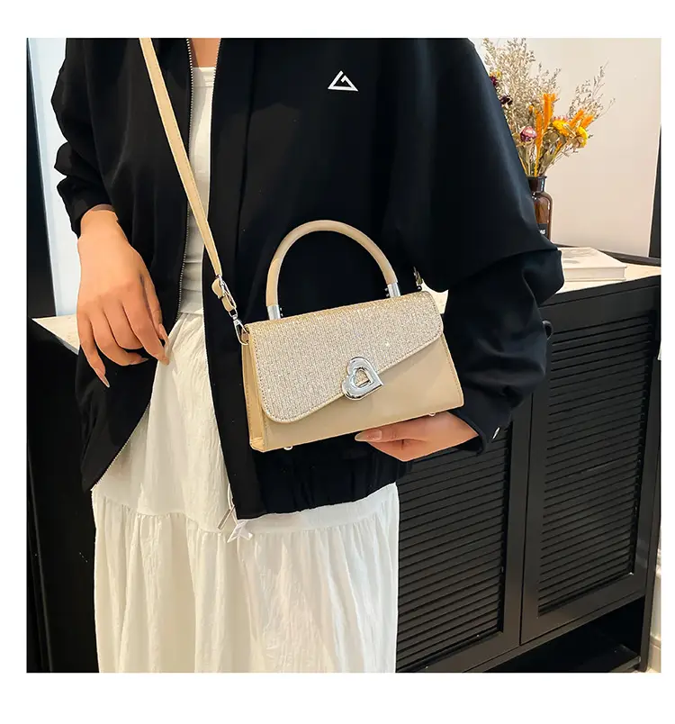 Crossbody Bag Women Bright Star Oblique 2025 — feature 31