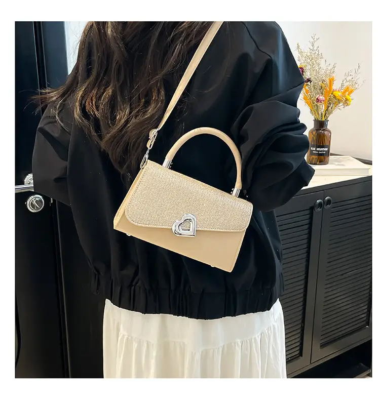 Crossbody Bag Women Bright Star Oblique 2025 — feature 34