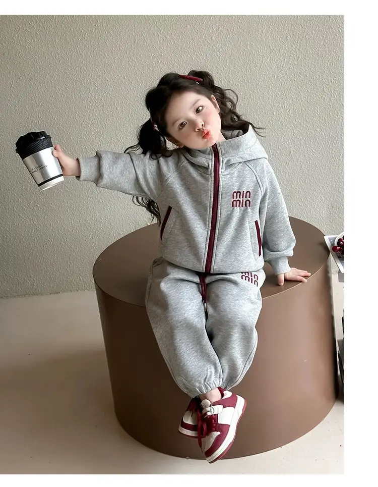 Girls Korean Style Suit Spring and Autum 2025 New Kidsren's Style Hooded Sports Sweatshirt Fashionable Spring Two-Piece Set — feature 4