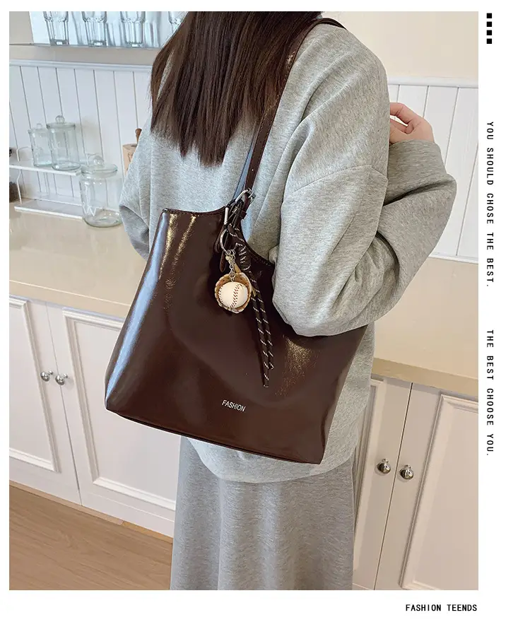 Black Leather Tote Bag for Women Large Capacity Shoulder Bag — feature 1