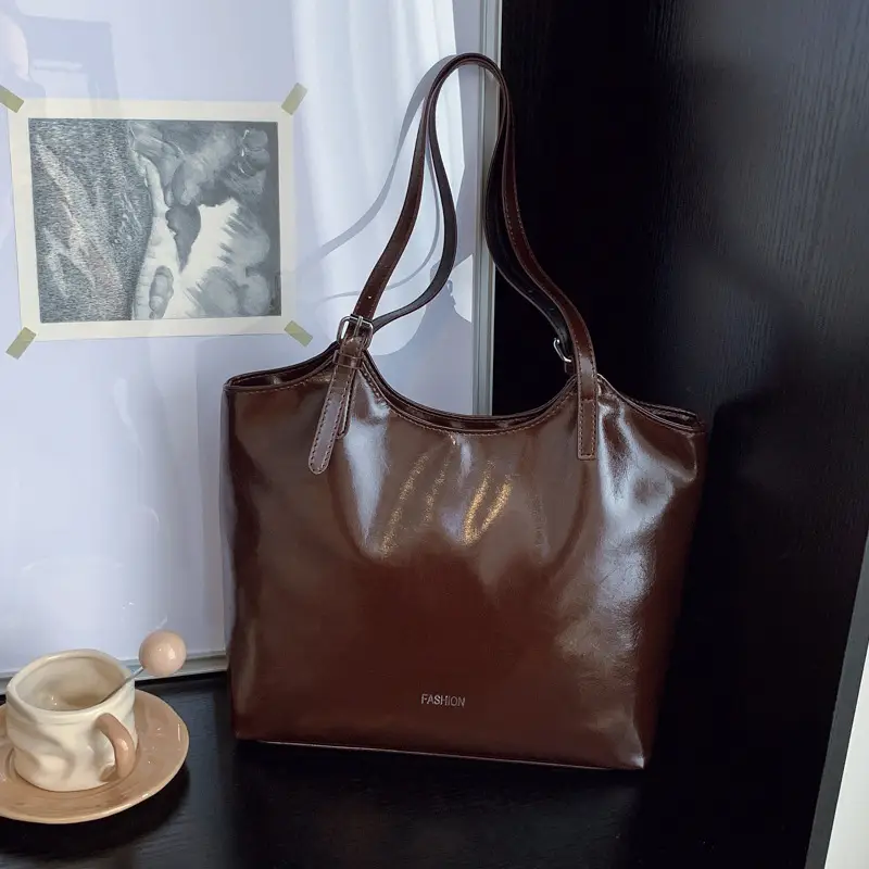 Black Leather Tote Bag for Women Large Capacity Shoulder Bag - Image 2