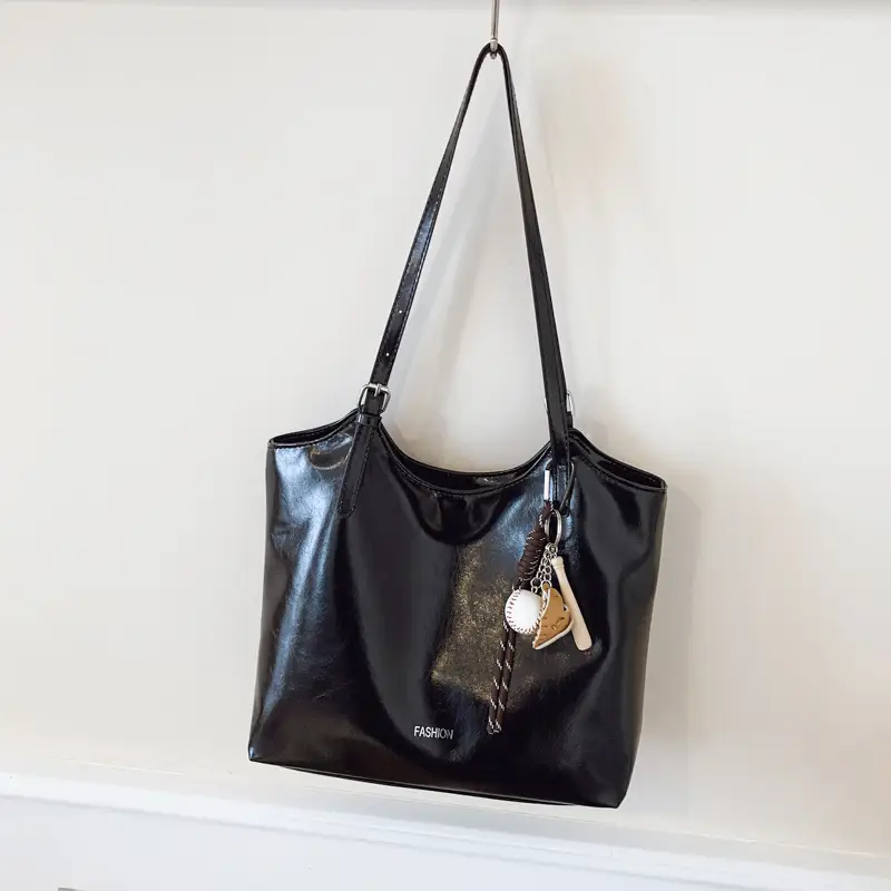Black Leather Tote Bag for Women Large Capacity Shoulder Bag - Image 3