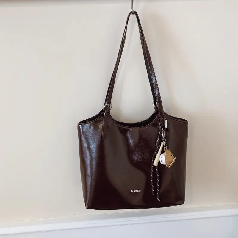 Black Leather Tote Bag for Women Large Capacity Shoulder Bag - Image 4