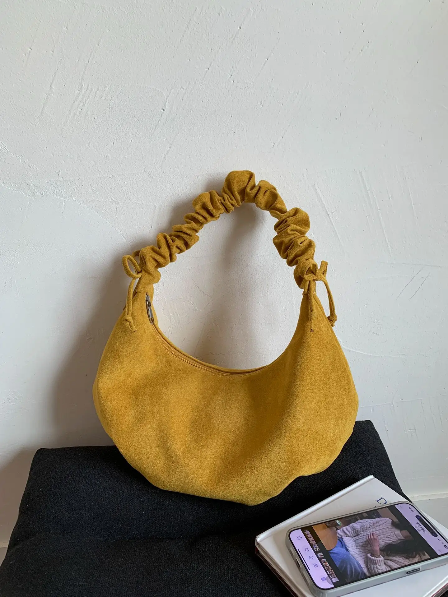 Yellow Pleated Shoulder Bag for Women - Image 2