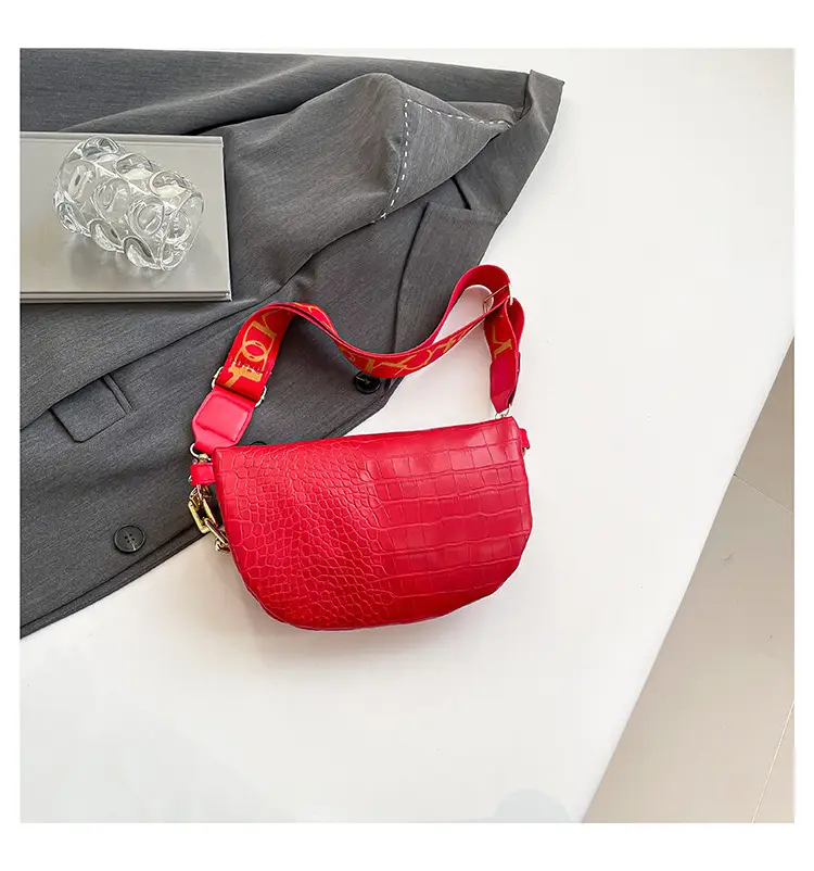 Women's Crocodile Pattern Chest Bag with Gold Chain — feature 23