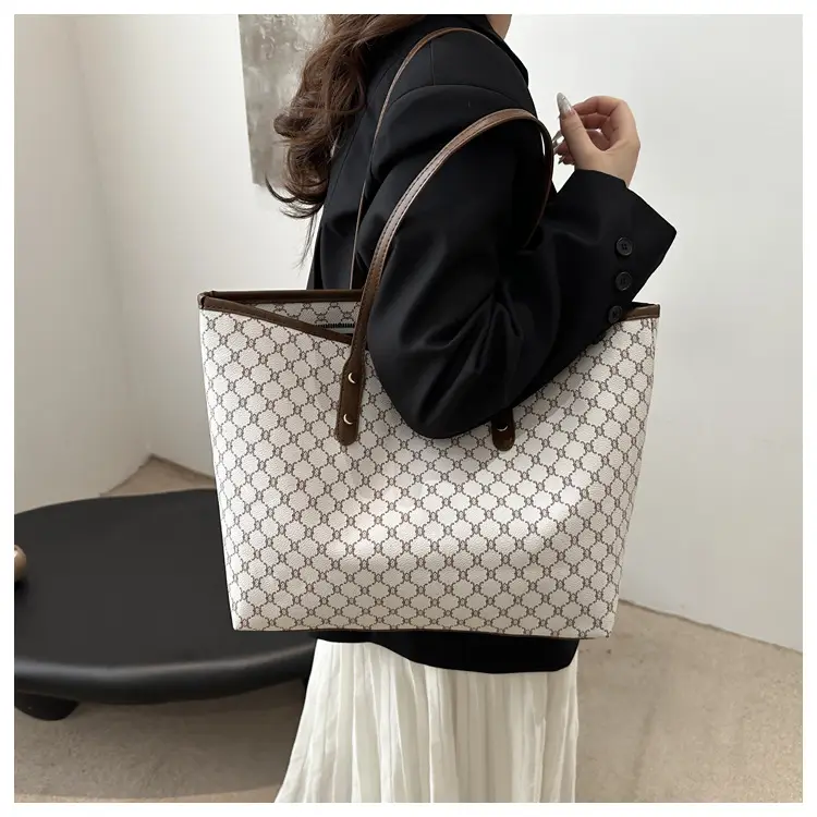 Women Retro Monogram Tote Bag Large Capacity Shoulder Bag — feature 18