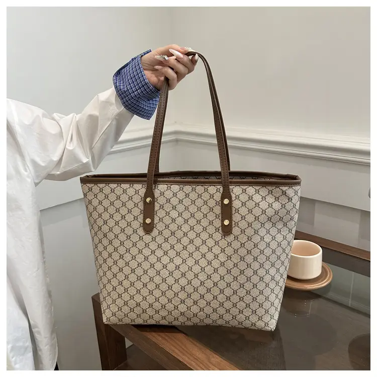 Women Retro Monogram Tote Bag Large Capacity Shoulder Bag — feature 8