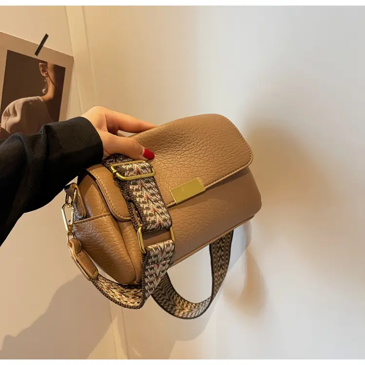 Black Crossbody Bag for Women 2025 New Style — feature 13