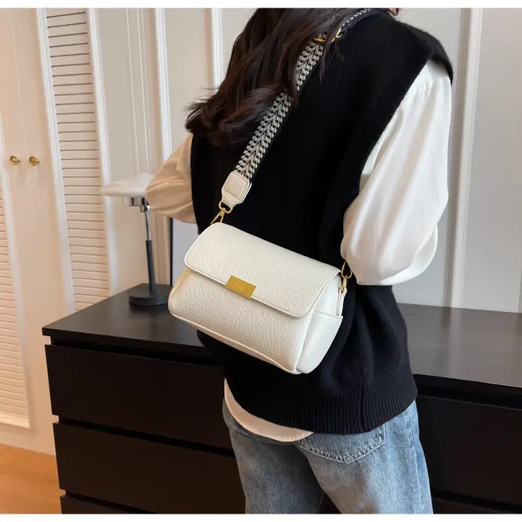 Black Crossbody Bag for Women 2025 New Style — feature 28