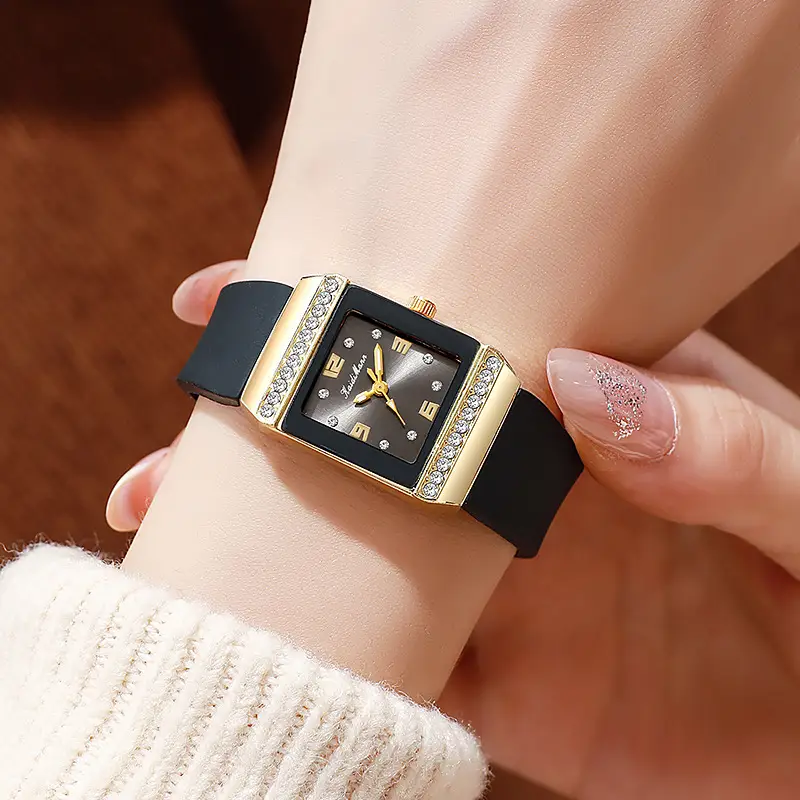 Square Niche New Style Women's Watch Women's Watch Silicone Hot Style Diamond-Encrusted Light Luxury Gold Student Party Fashion Wholesale - Image 8