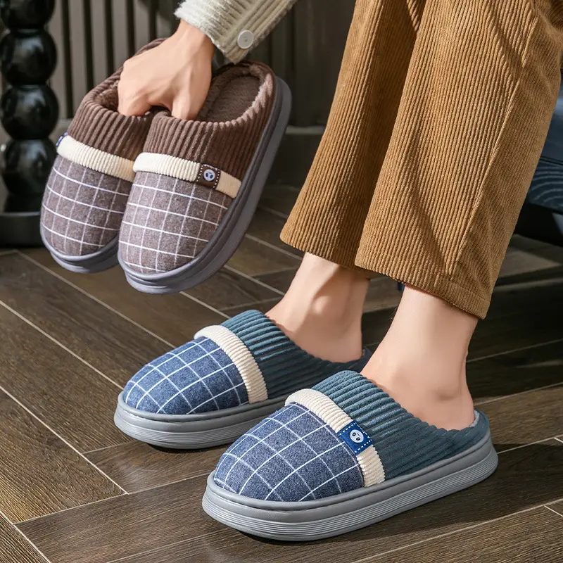 Men's Indoor Warm Thick-Soled Cotton Slippers for Home Use in Autumn and Winter 2025 New Closed-Toe Style - Image 6