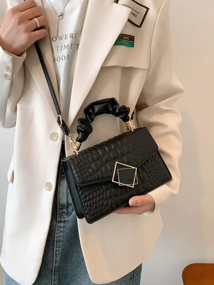 White Quilted Crossbody Bag for Women 2025 - Image 7