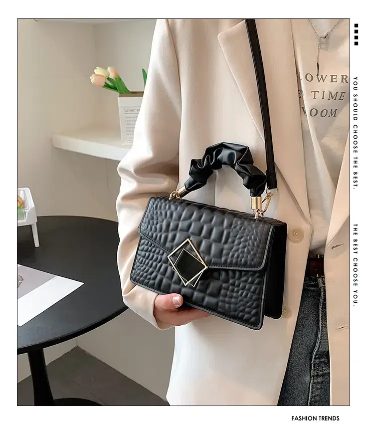 White Quilted Crossbody Bag for Women 2025 — feature 1