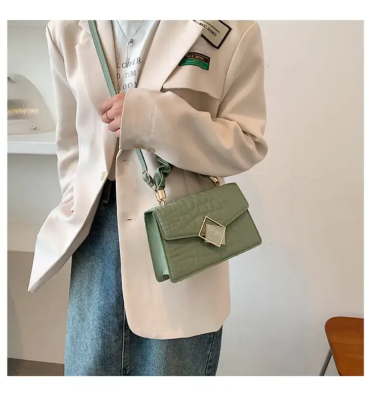 White Quilted Crossbody Bag for Women 2025 — feature 11