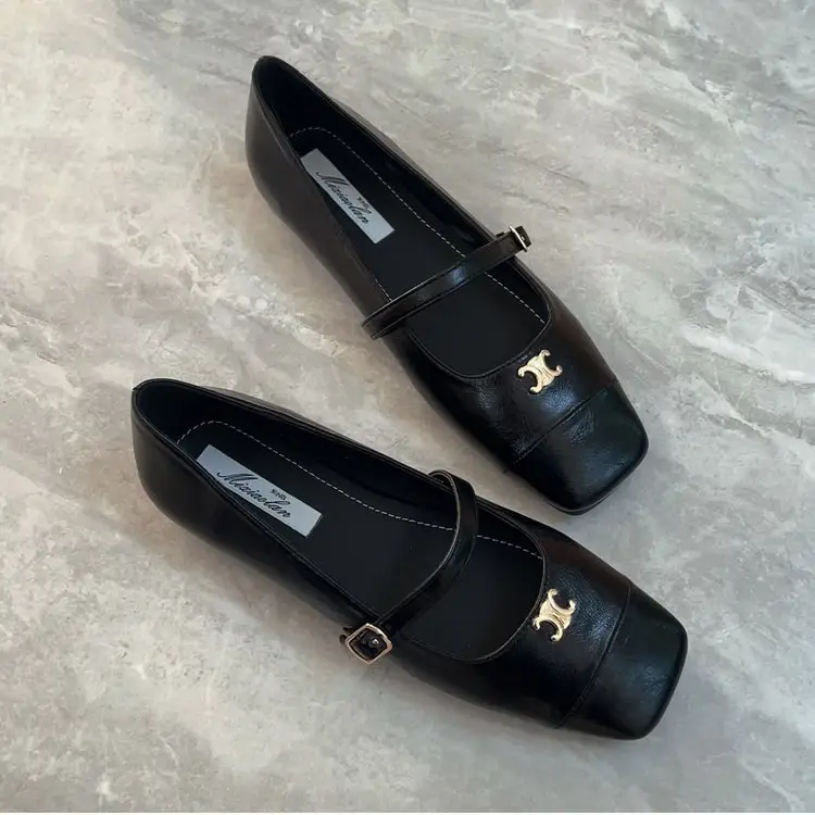 French Retro Mary Jane Shoes Shallow Mouth Square Toe Shoes 2025 Autum New Soft Leather Flats Shoes for Women — feature 3
