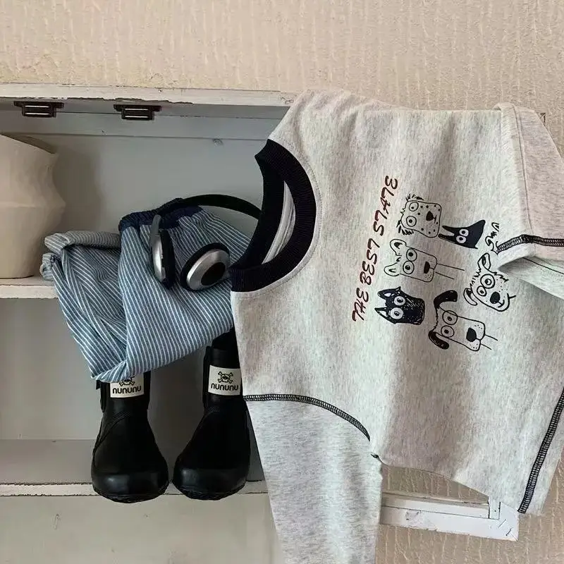 Children's Long Sleeve T-Shirt with Cartoon Print Grey Blue Striped Pants — feature 1