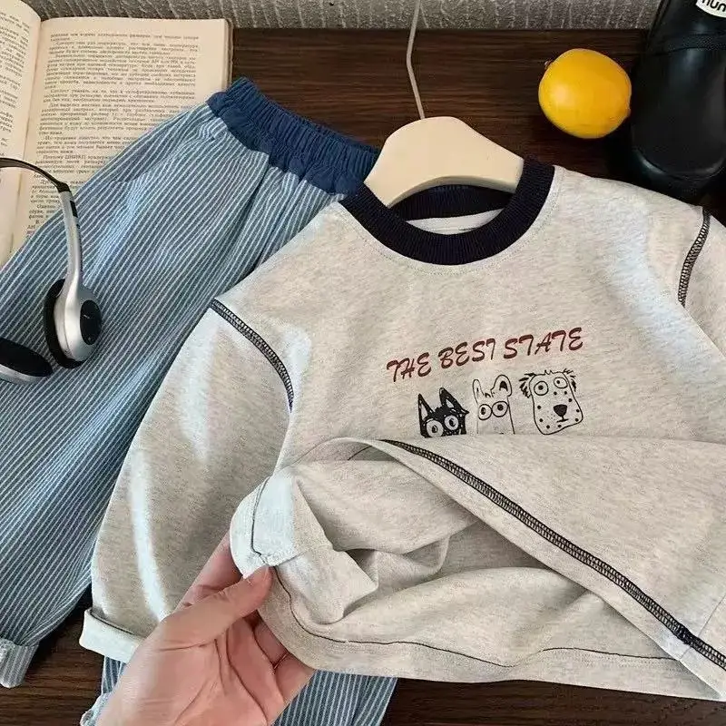 Children's Long Sleeve T-Shirt with Cartoon Print Grey Blue Striped Pants — feature 3