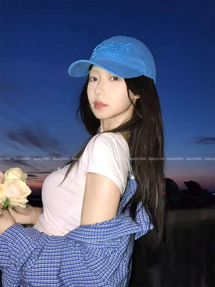 Blue Letter Embroidery Baseball Cap for Women — feature 1