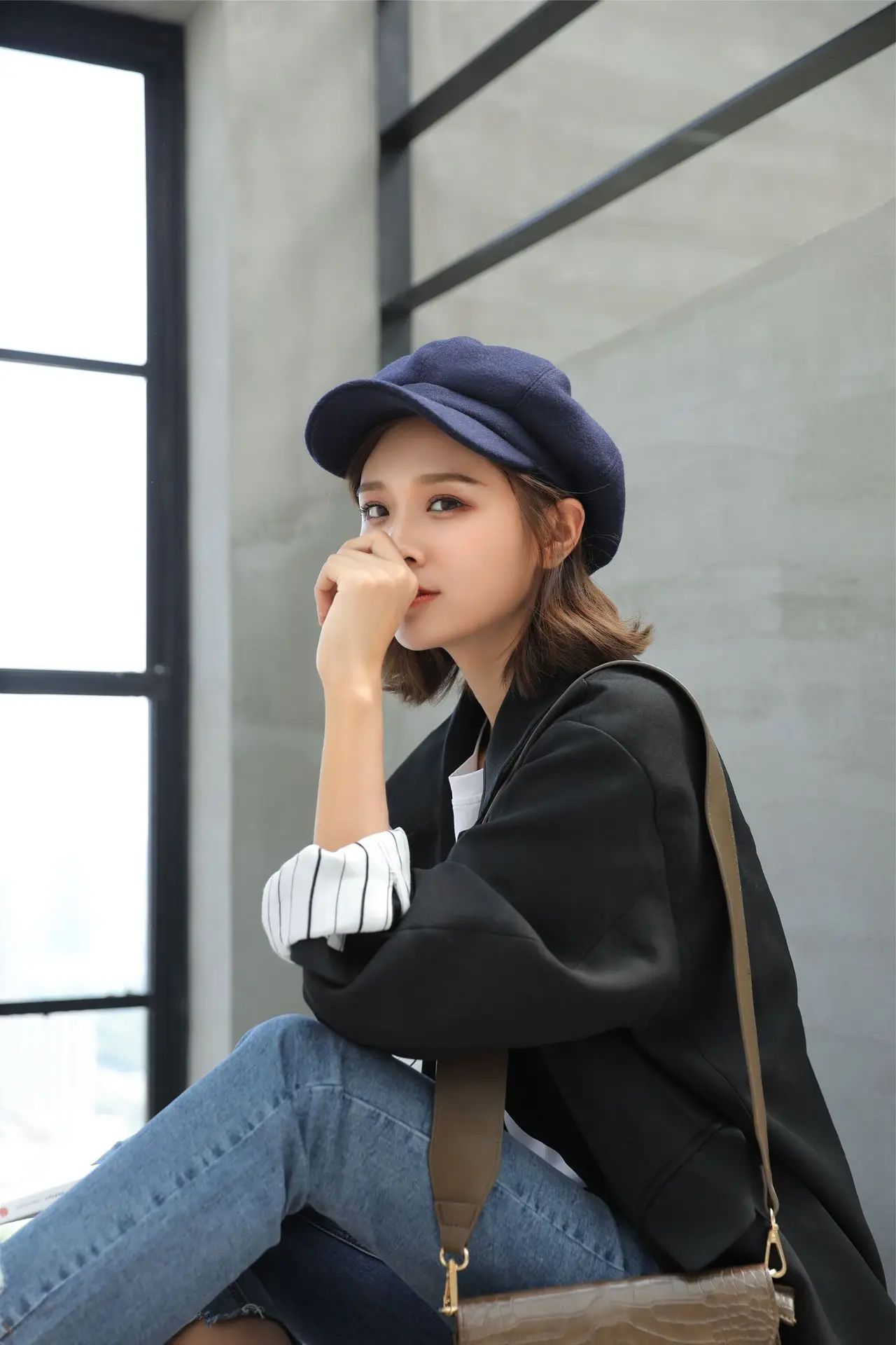 Women's Winter Beret with Duck Tongue Design — feature 11