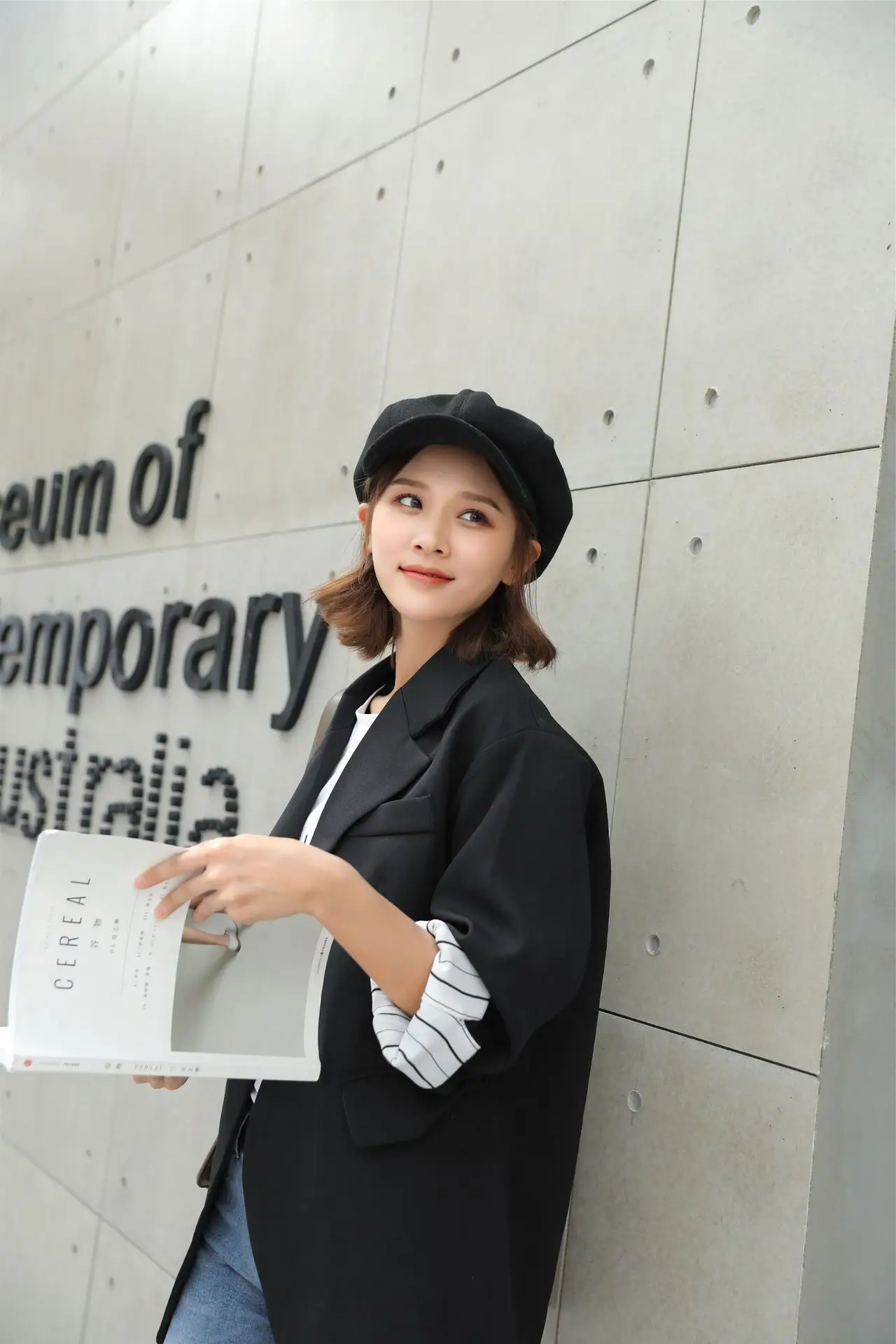 Women's Winter Beret with Duck Tongue Design — feature 2