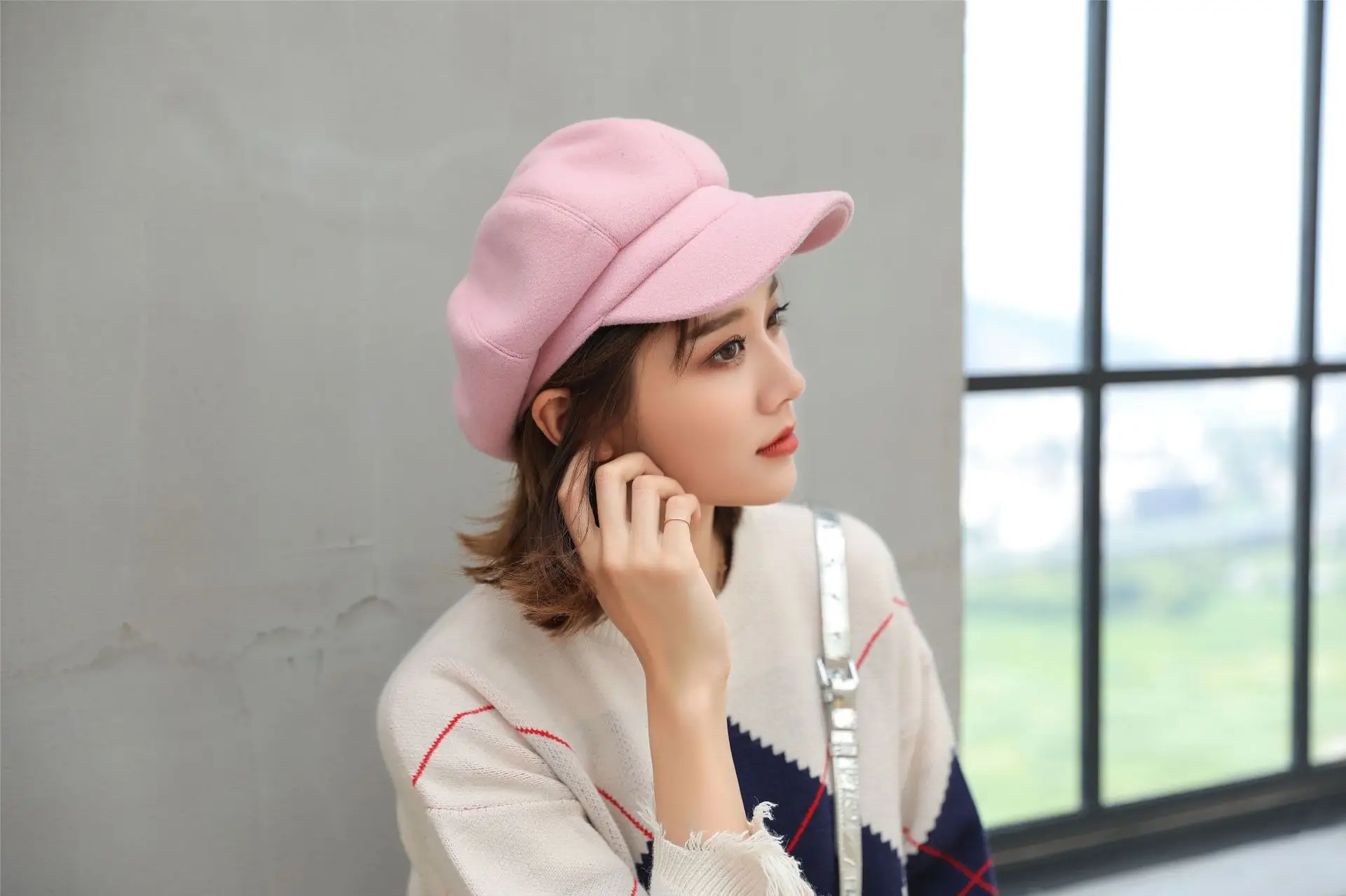 Women's Winter Beret with Duck Tongue Design — feature 31