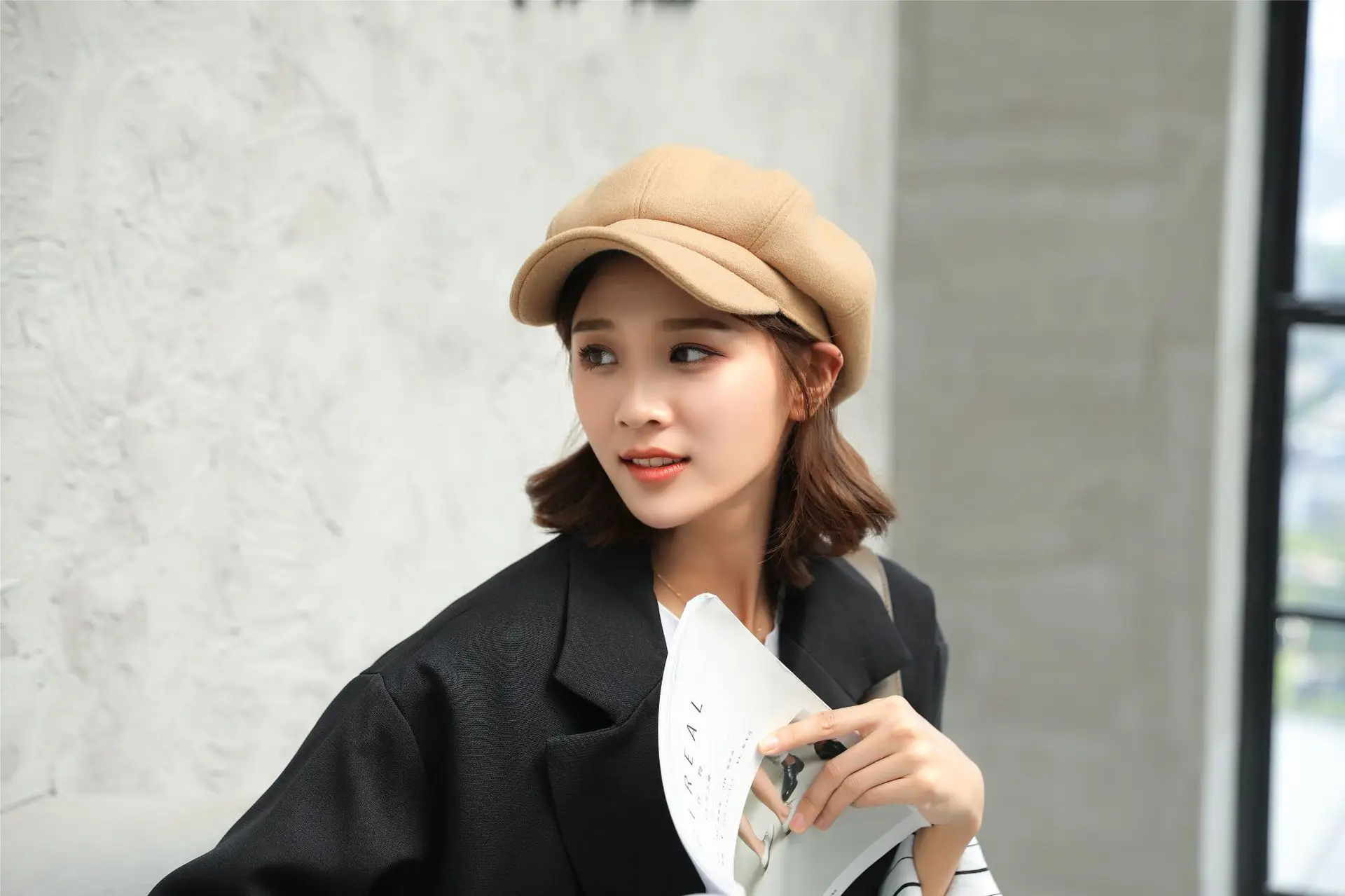 Women's Winter Beret with Duck Tongue Design — feature 9