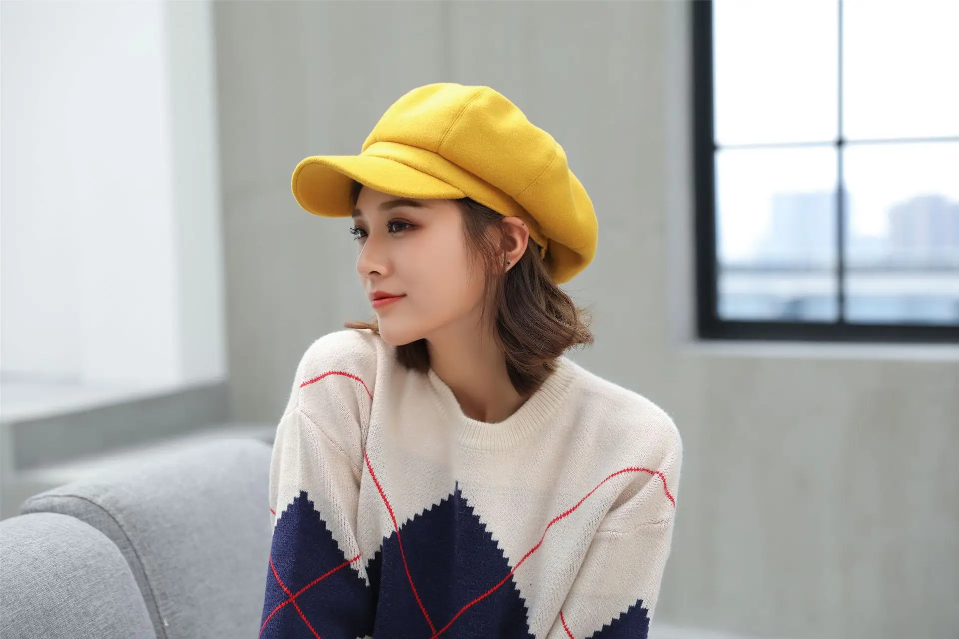 Women's Winter Beret with Duck Tongue Design - Image 3
