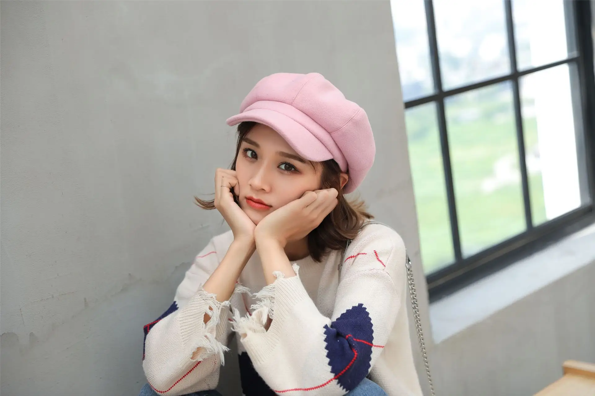 Women's Winter Beret with Duck Tongue Design — feature 33