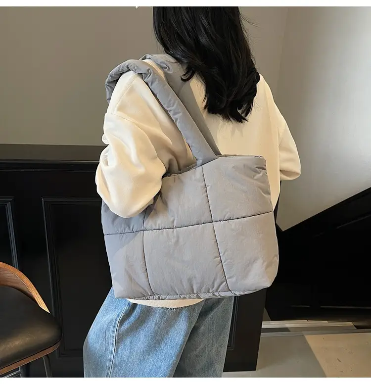 Black Quilted Women's Shoulder Bag 2025 New Style — feature 15