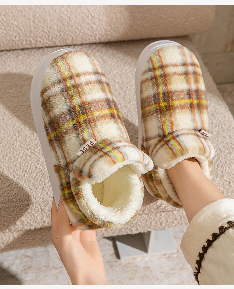 Plaid Fluffy Slippers for Men Women Winter Warm — feature 17