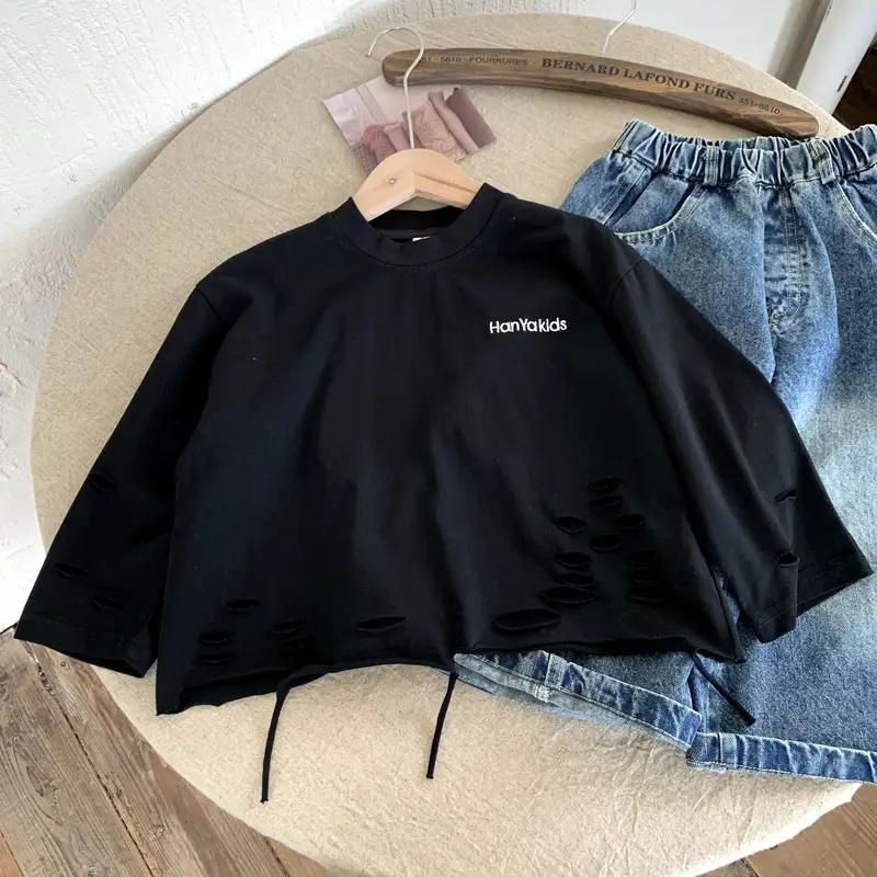 Boys Korean Style Black Long Sleeve T-Shirt — feature 2
